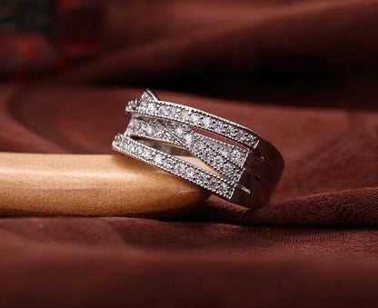 Bague Croix Ajourée Unisexe